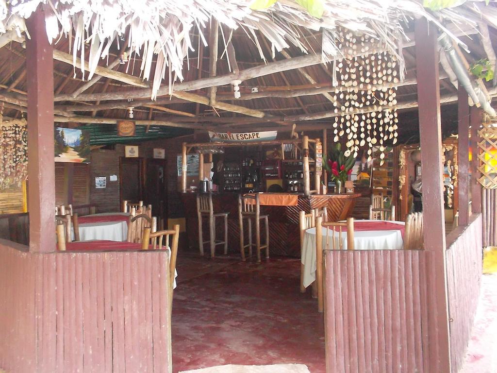 Hotel Salvador Gaviota Lívingston エクステリア 写真