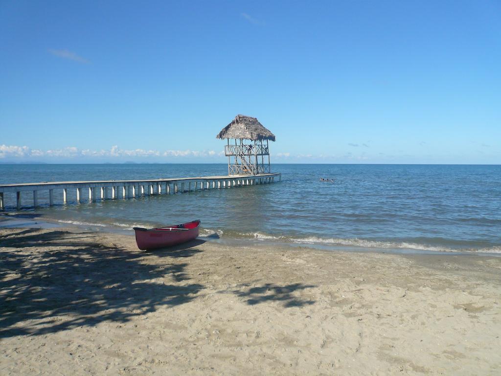 Hotel Salvador Gaviota Lívingston エクステリア 写真