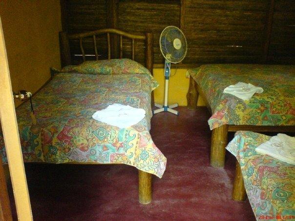 Hotel Salvador Gaviota Lívingston エクステリア 写真