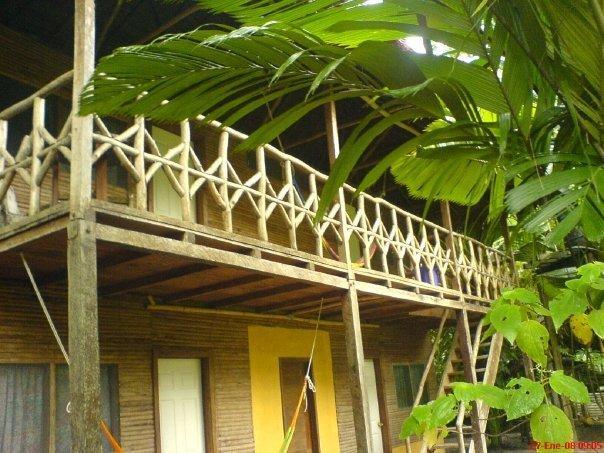 Hotel Salvador Gaviota Lívingston エクステリア 写真